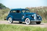Packard 120 Deluxe Touring Sedan 1937 года